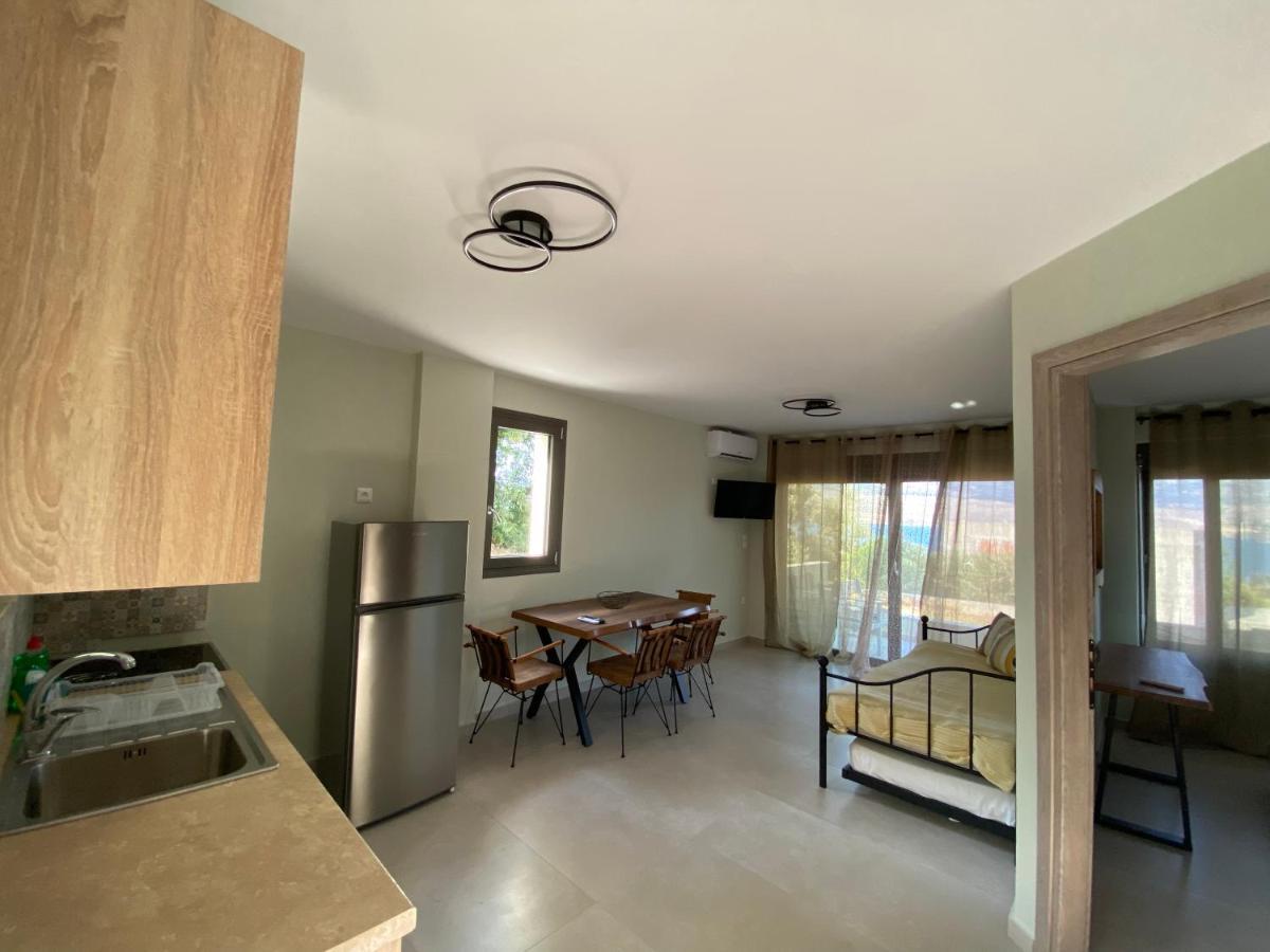 Lépedha Mirovigli Family Rooms מראה חיצוני תמונה
